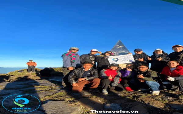 Tour leo núi Lảo Thẩn | trekking Lảo Thẩn nóc nhà Y Tý