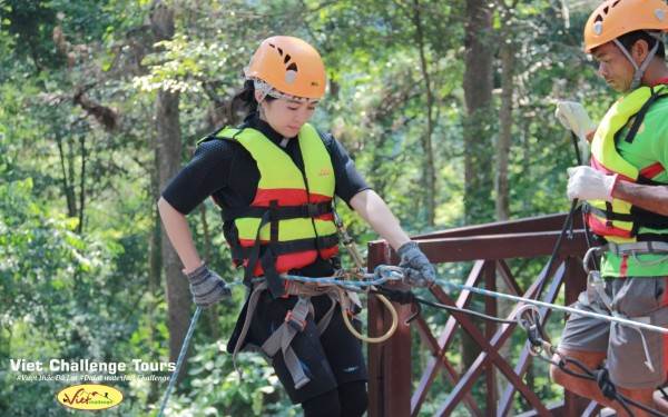 Vượt thác Đà lạt - Dalat Canyoning Challenge