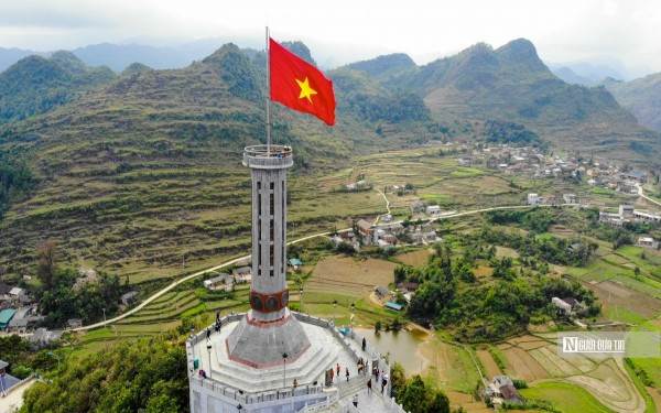 HÀ GIANG - CAO NGUYÊN ĐÁ ĐỒNG VĂN